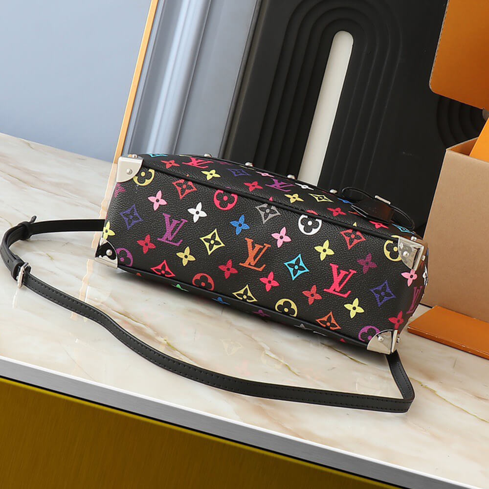 LV   Handbag East West