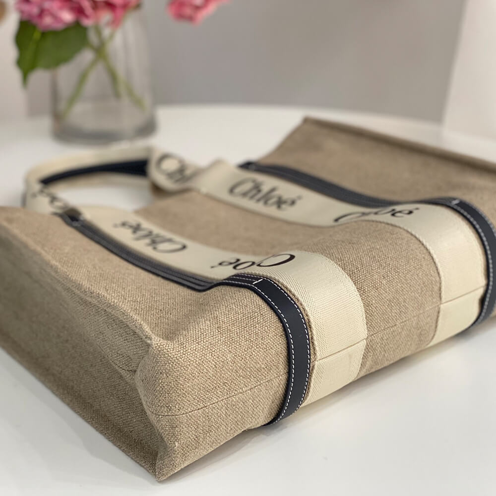 Chloe  Large Woody tote bag in linen