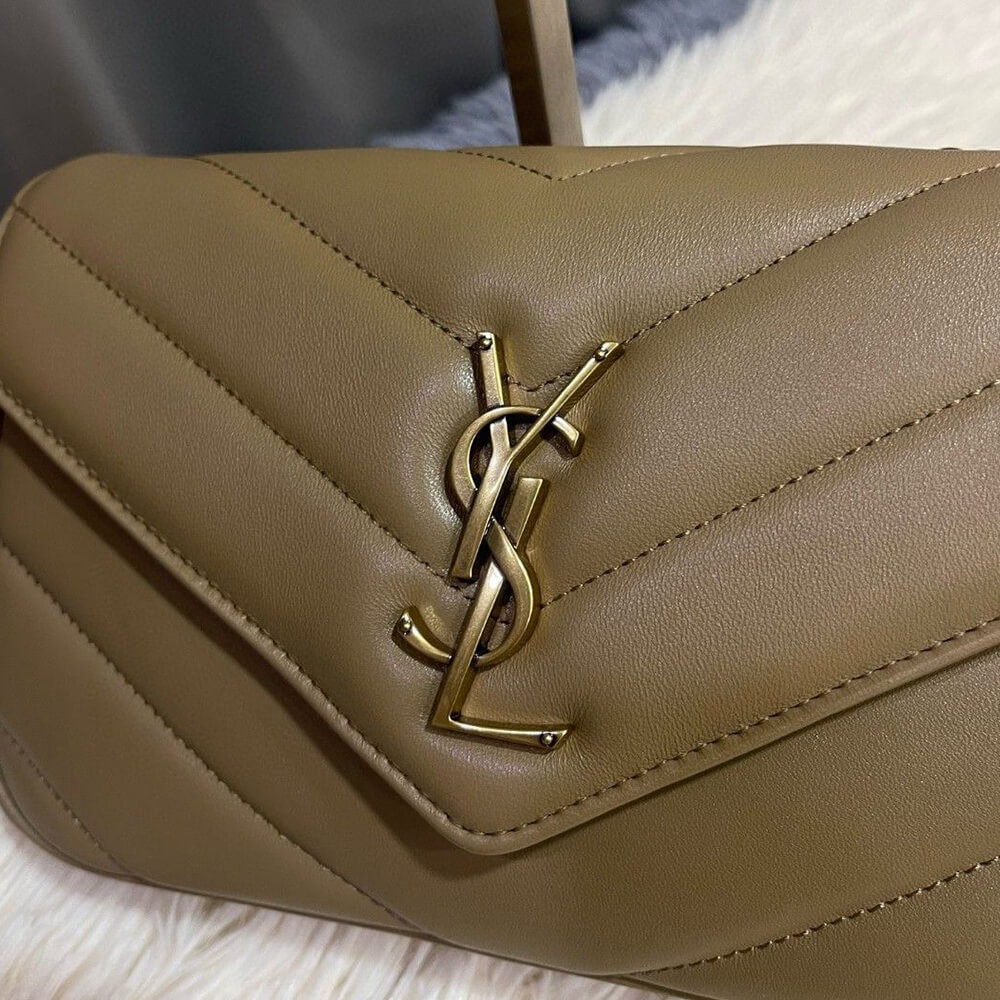 Y51  LOULOU small in MATELASSÉ lambskin