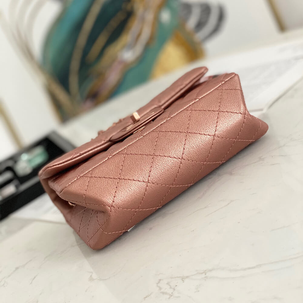Ch**el MINI 2.55 HANDBAG