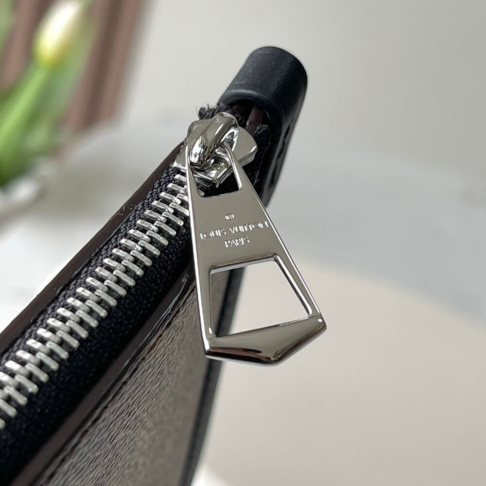 LV  CarryAll Vibe MM Bag