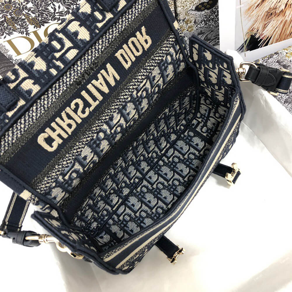 SMALL D10rCAMP BAG