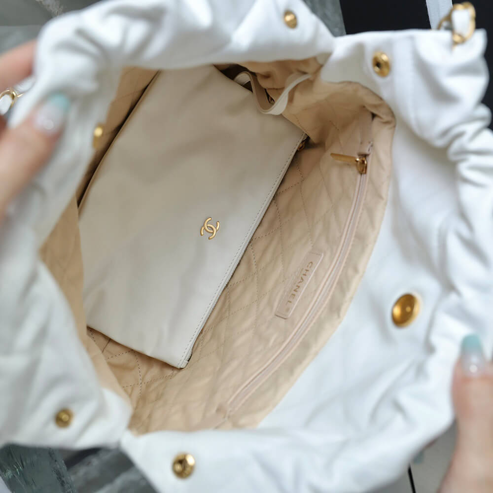 Ch**el 22 Small Handbag