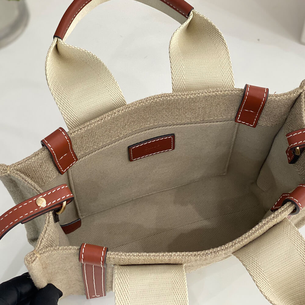 Chloe Small Woody tote bag in linen