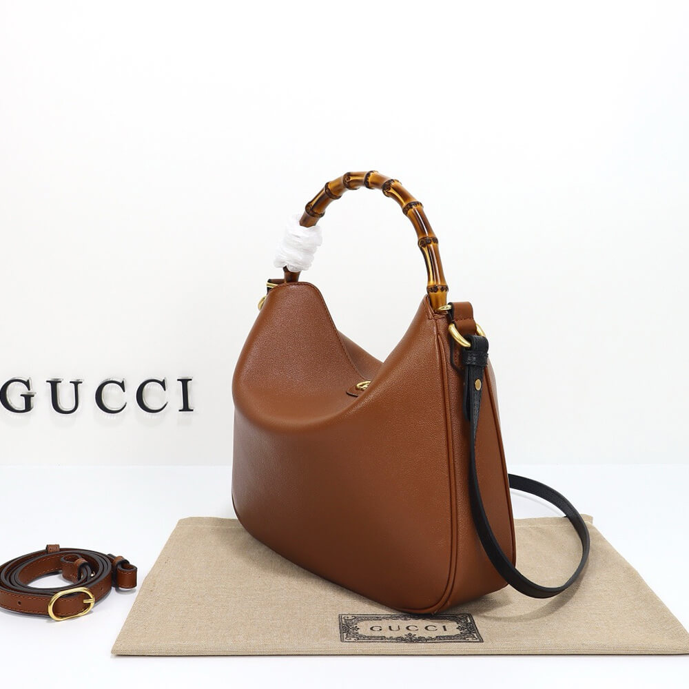 Gvc*1 DIANA MEDIUM SHOULDER BAG