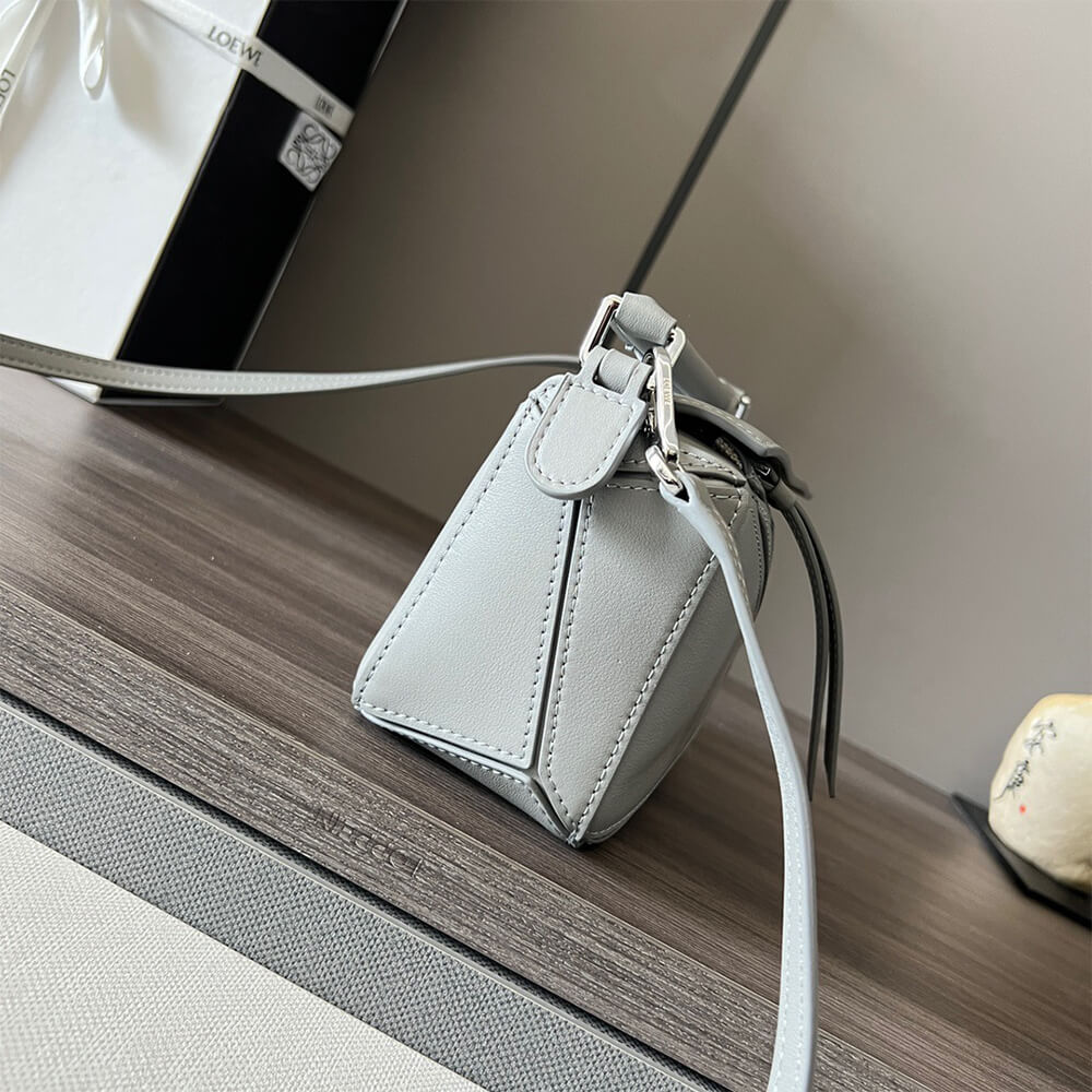 L0ew* Mini Puzzle bag