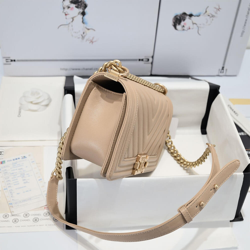 Chevron Boy Ch**el Handbag