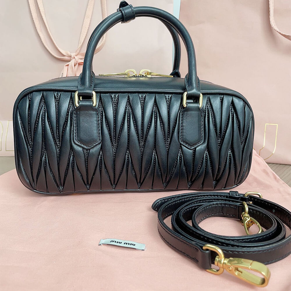 M1um1u Large Arcadie matelasse nappa Bag(HIGH-END GRADE)