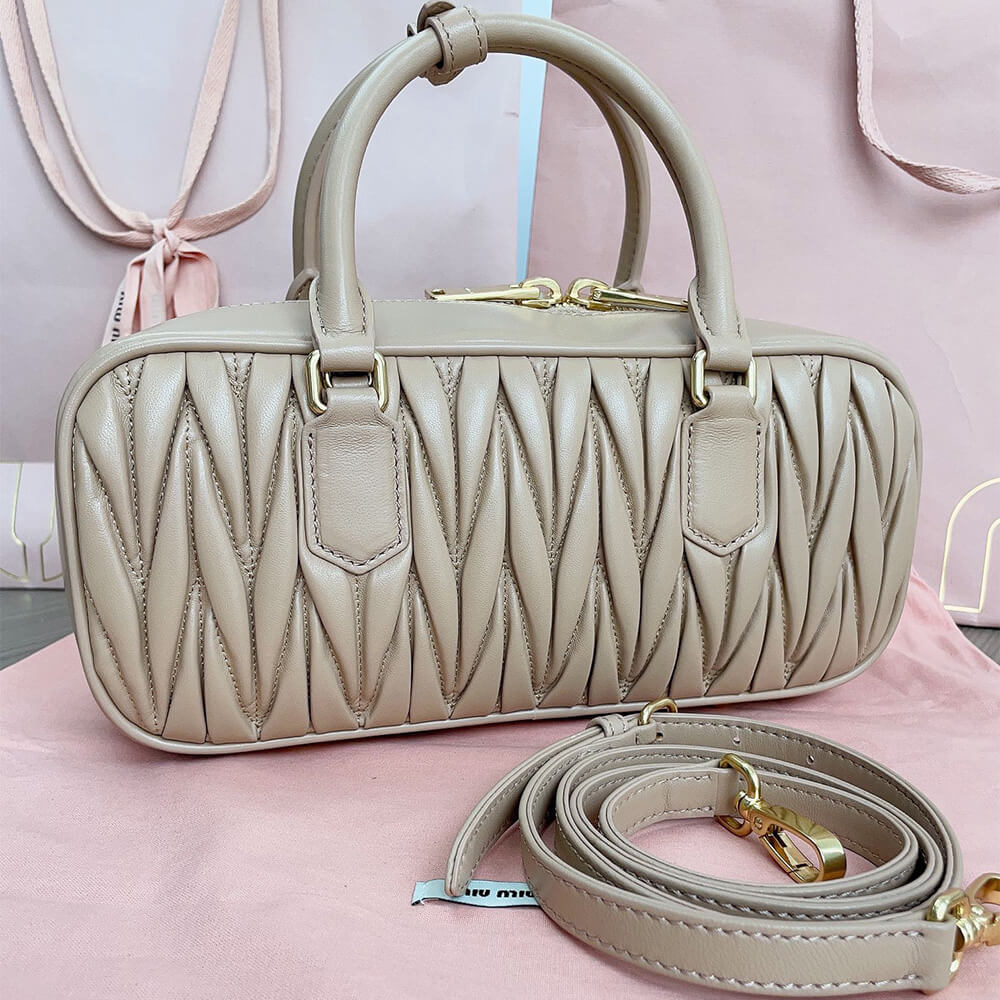 M1um1u Large Arcadie matelasse nappa Bag(HIGH-END GRADE)