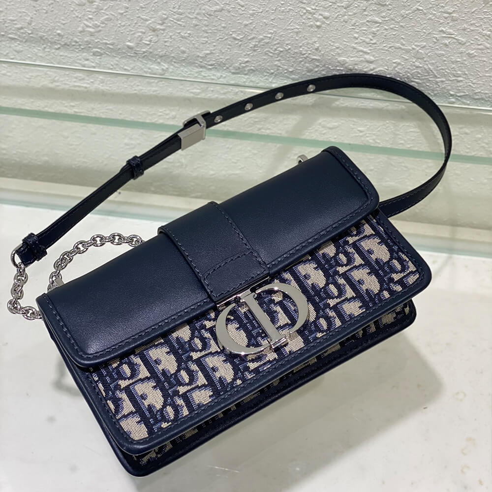 D10r 30 Montaigne East-West Bag with Chain