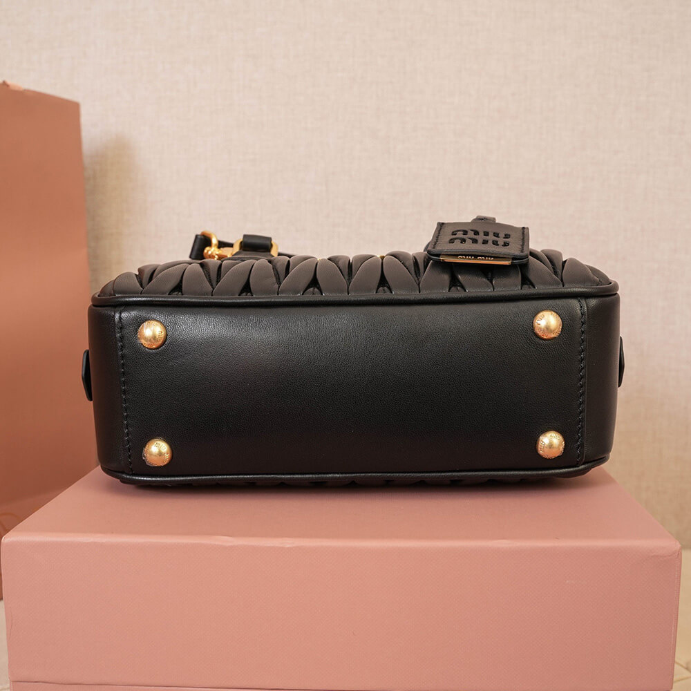 M1um1u Large Arcadie matelasse nappa Bag(HIGH-END GRADE)