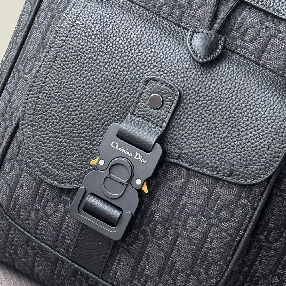 D10r Saddle Backpack with Flap(high-end grade)