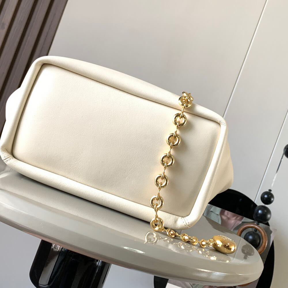 L0ew* Small Squeeze bag in nappa lambskin