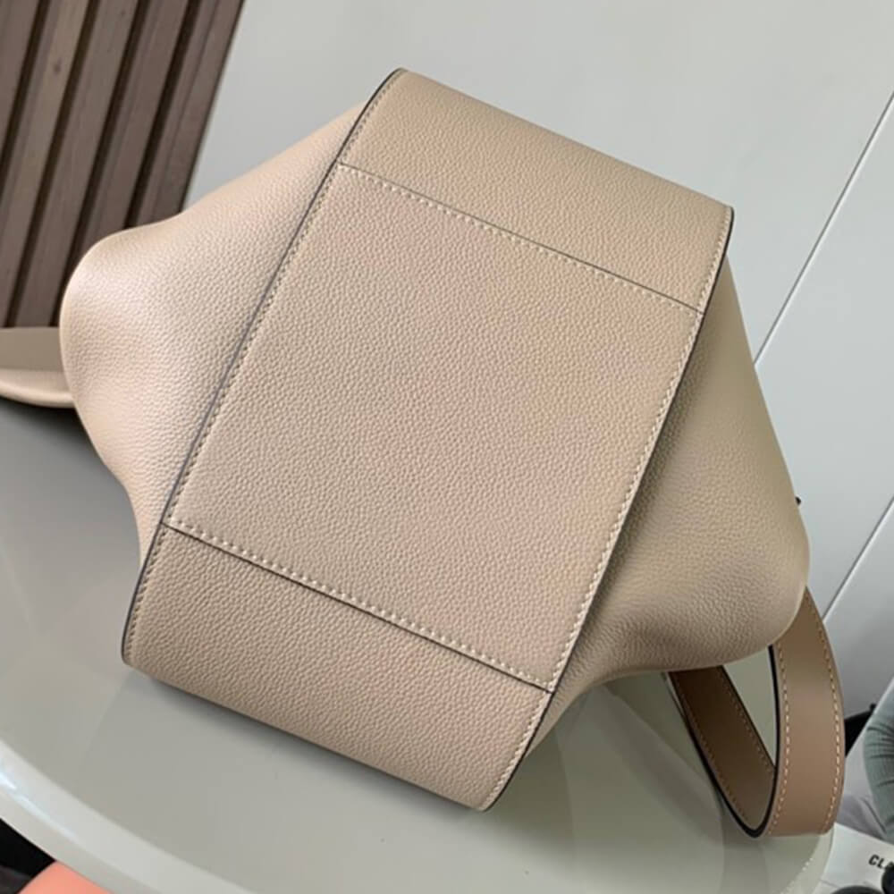L0ew* Small Hammock bag in soft grained calfskin