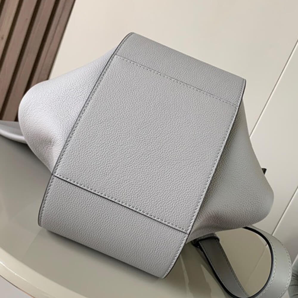 L0ew* Small Hammock bag in soft grained calfskin