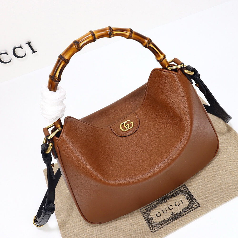 Gvc*1 DIANA MEDIUM SHOULDER BAG
