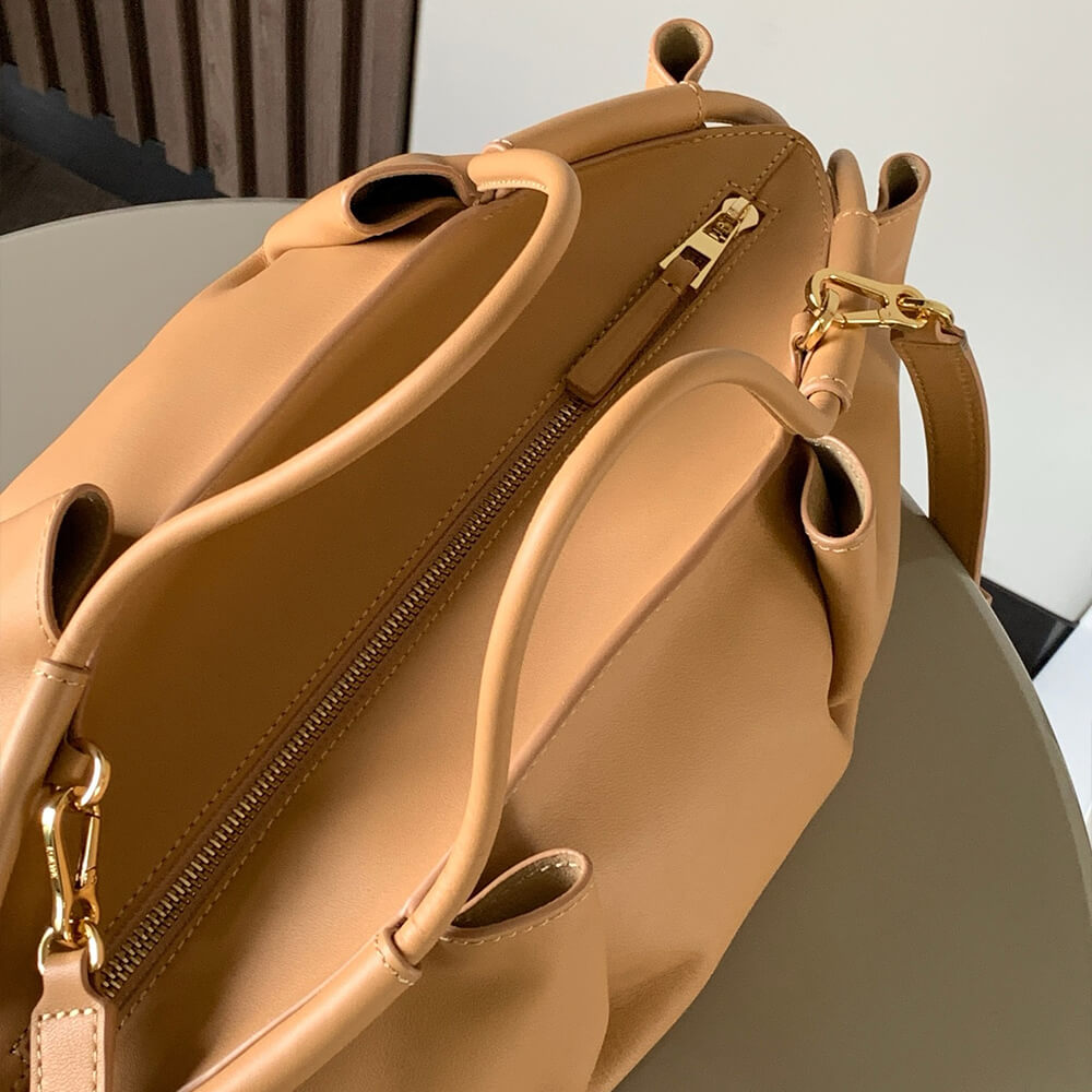 L0ew* Small Paseo bag in shiny nappa calfskin(high-end grade)