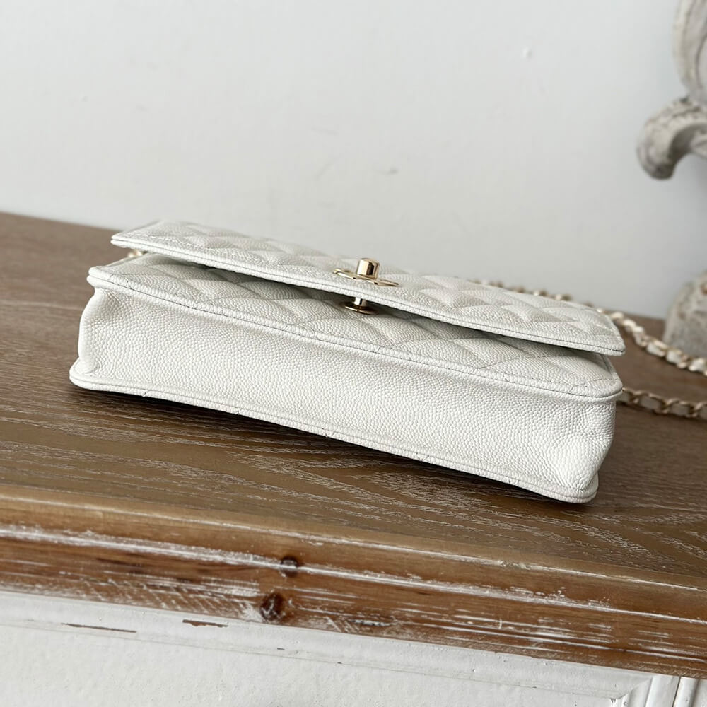 Ch**el Clutch With Chain(high-end grade)