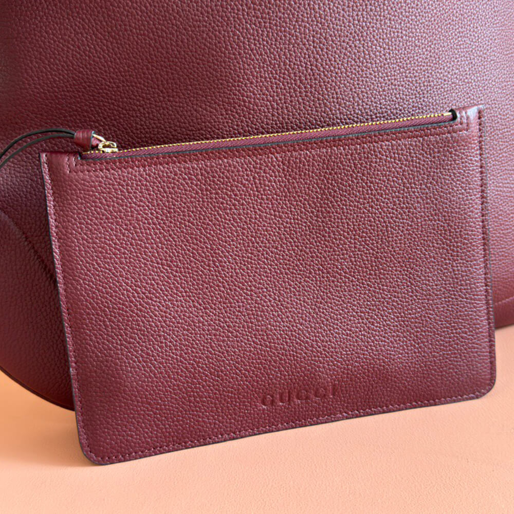 Gvc*1 B medium shoulder bag