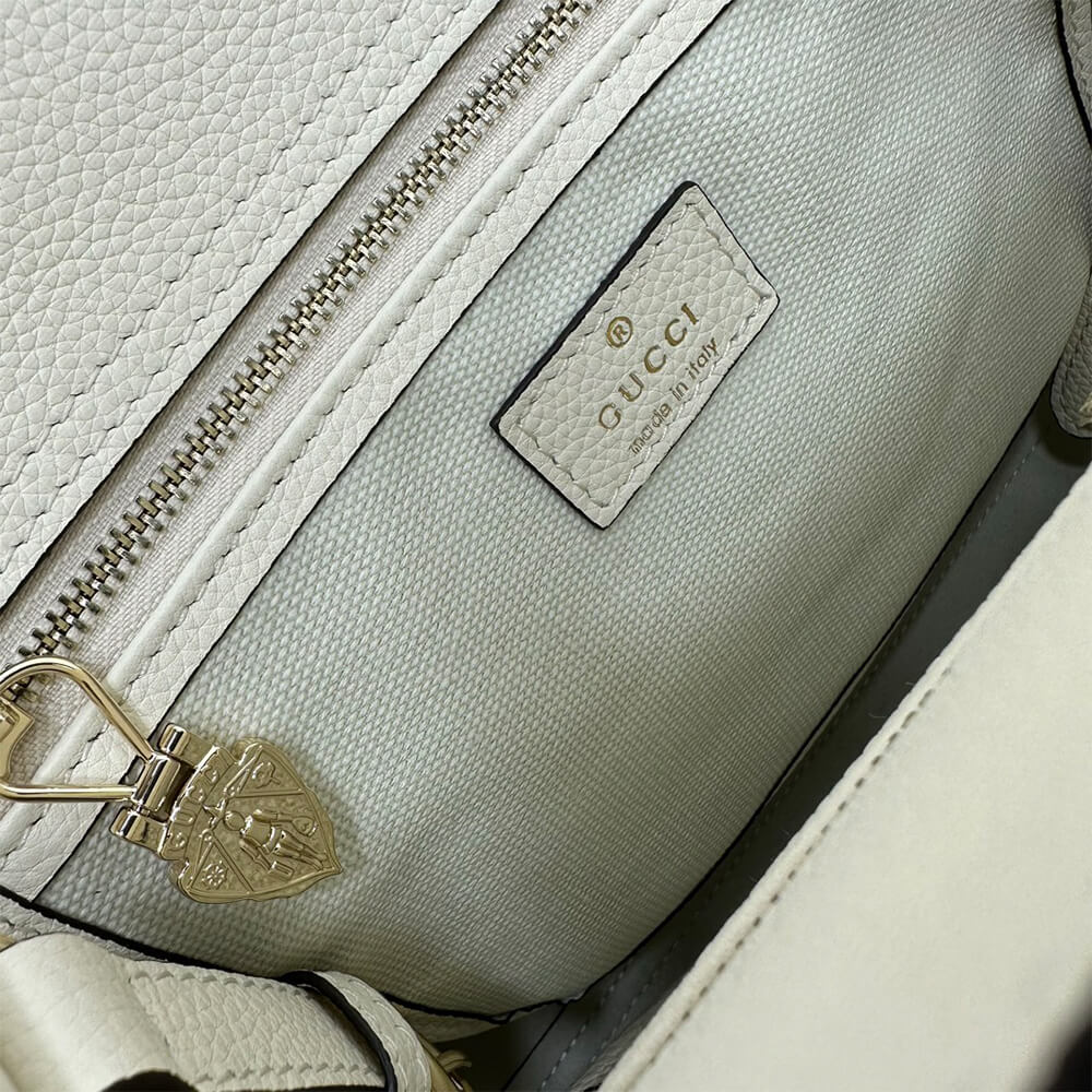 Gvc*1 Medium tote bag with hook closure(HIGH-END GRADE)