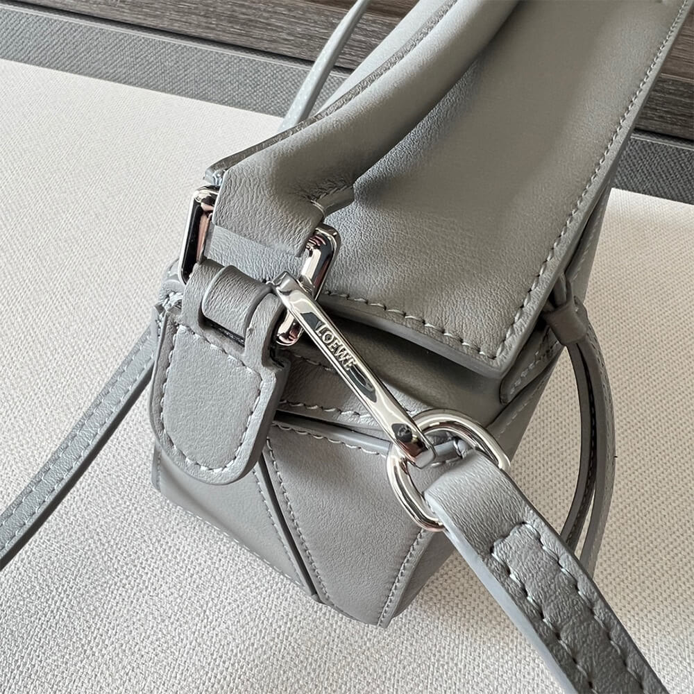L0ew* Mini Puzzle bag