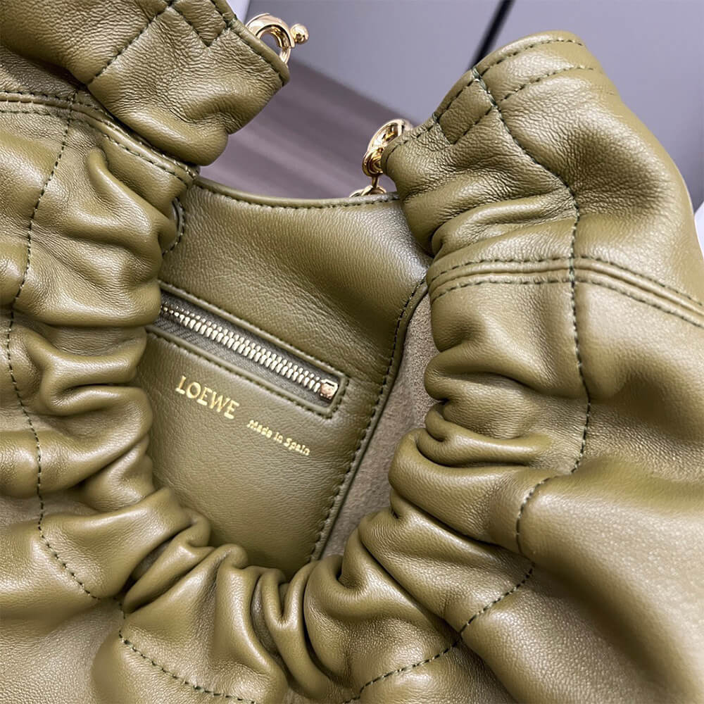 L0ew* Small Squeeze bag in nappa lambskin