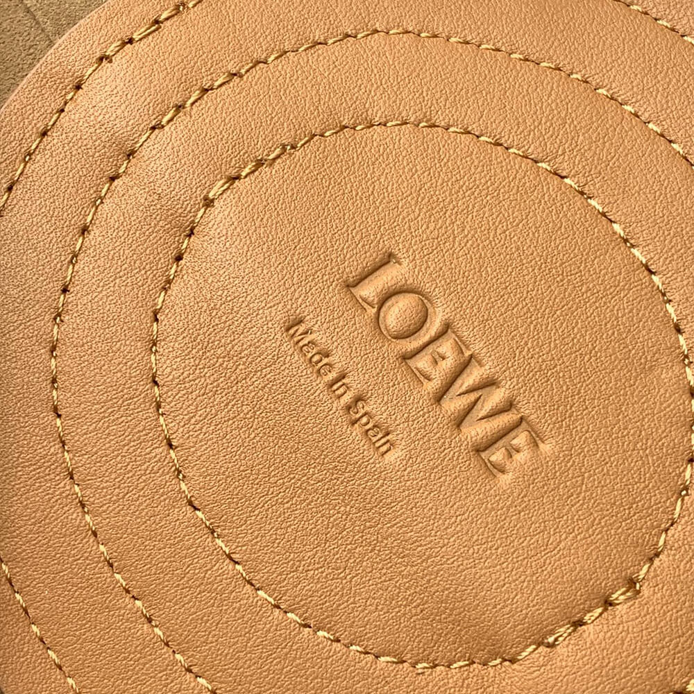 L0ew* Small Paseo bag in shiny nappa calfskin(high-end grade)