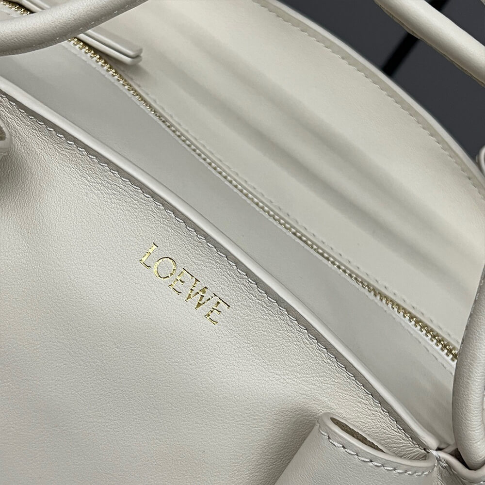 L0ew* Small Paseo bag in shiny nappa calfskin(high-end grade)