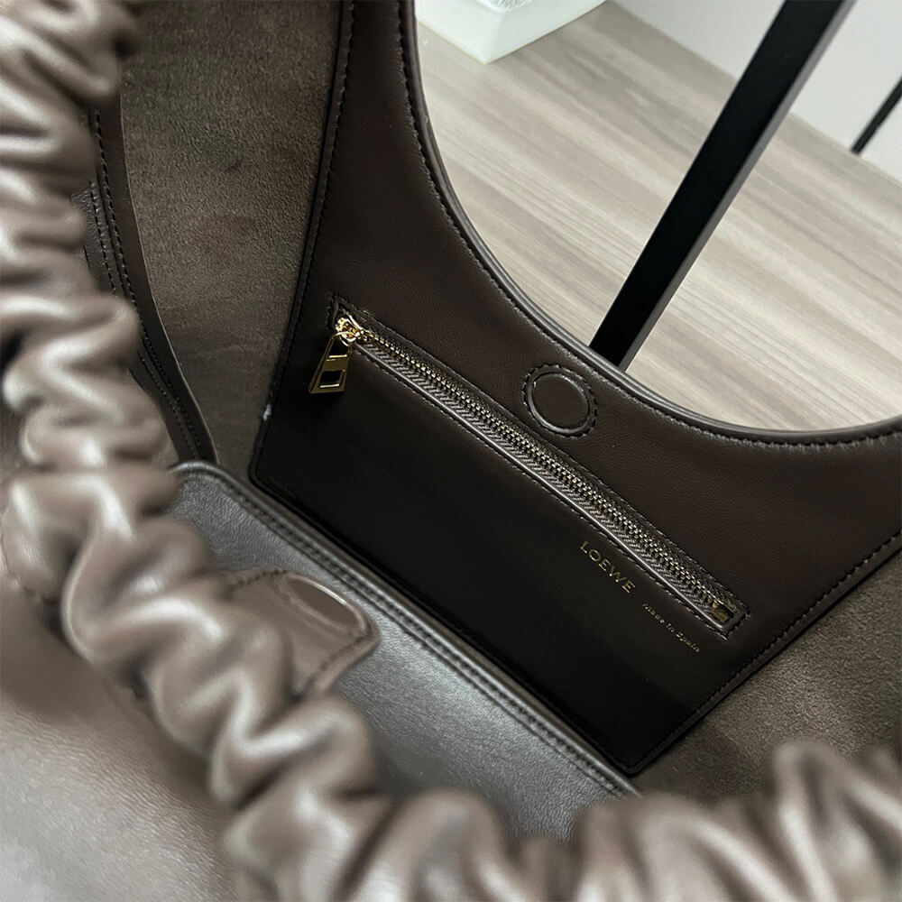 L0ew* Small Squeeze bag in nappa lambskin