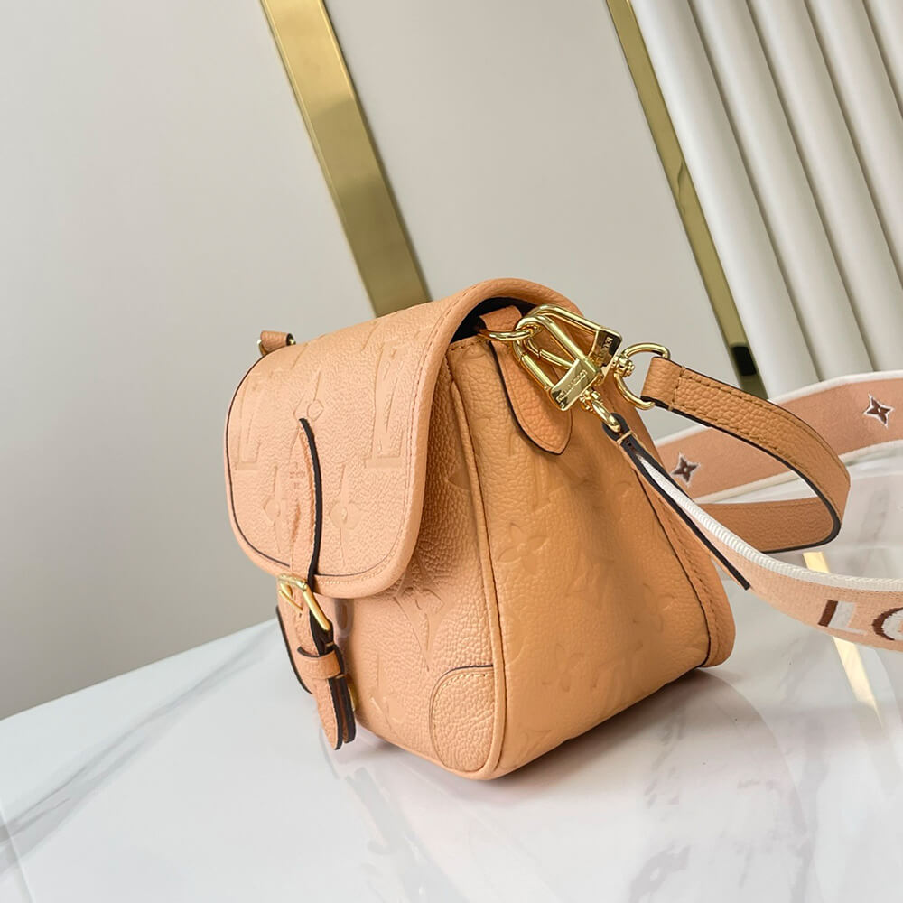 LV  Diane
