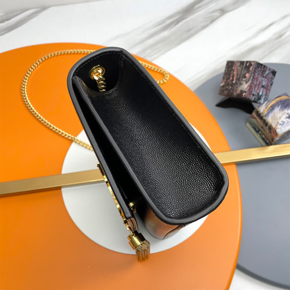 Y51 kate medium in grain de poudre embossed leather