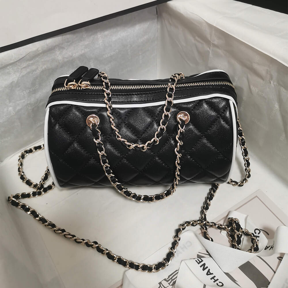Ch**el Clutch with Chain(HIGH-END GRADE)
