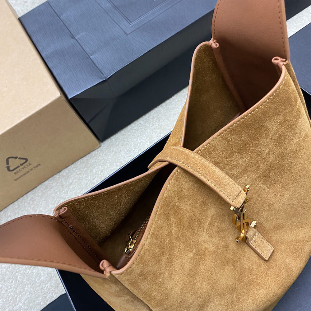 Y51 le 5 a 7 S*pple small suede