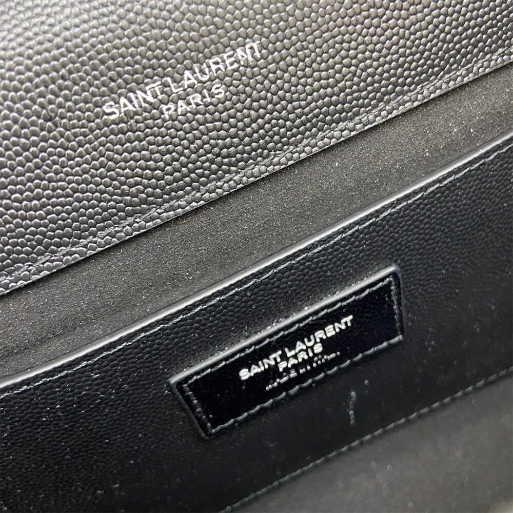 Y51 kate medium in grain de poudre embossed leather