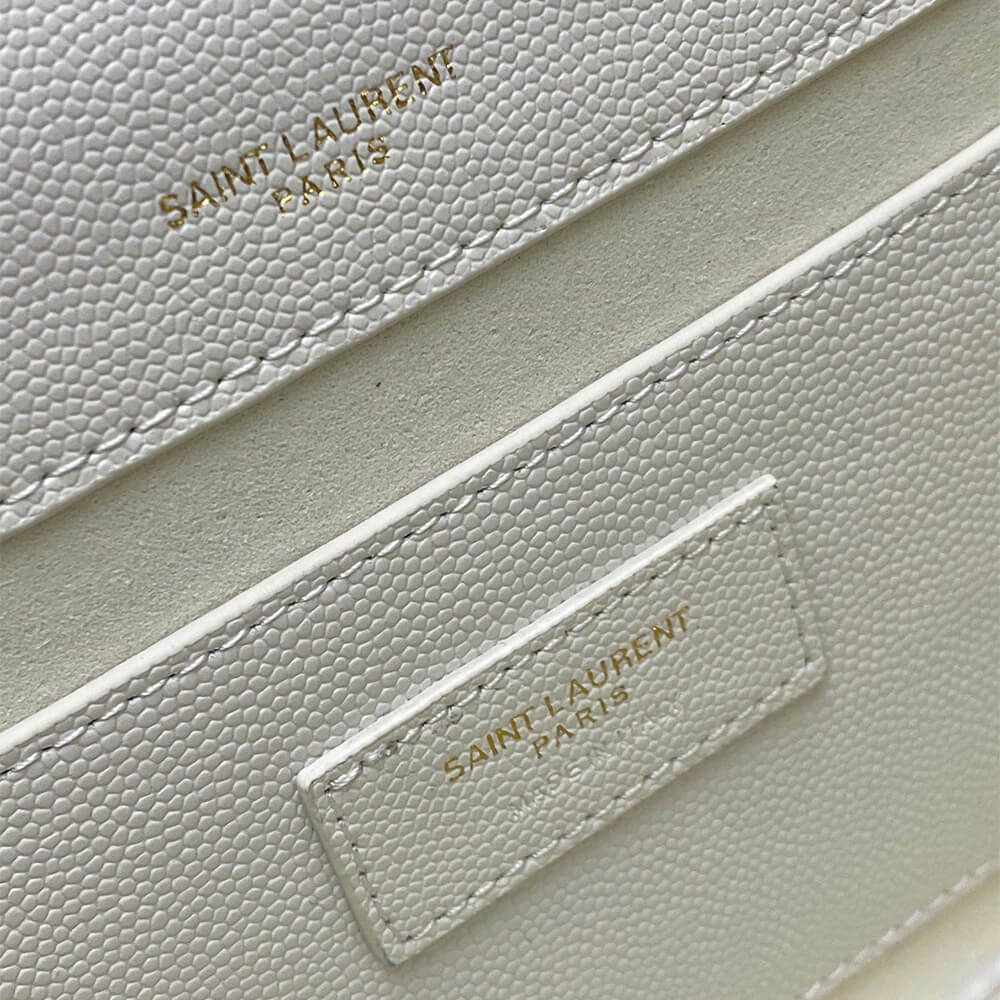 Y51 kate medium in grain de poudre embossed leather
