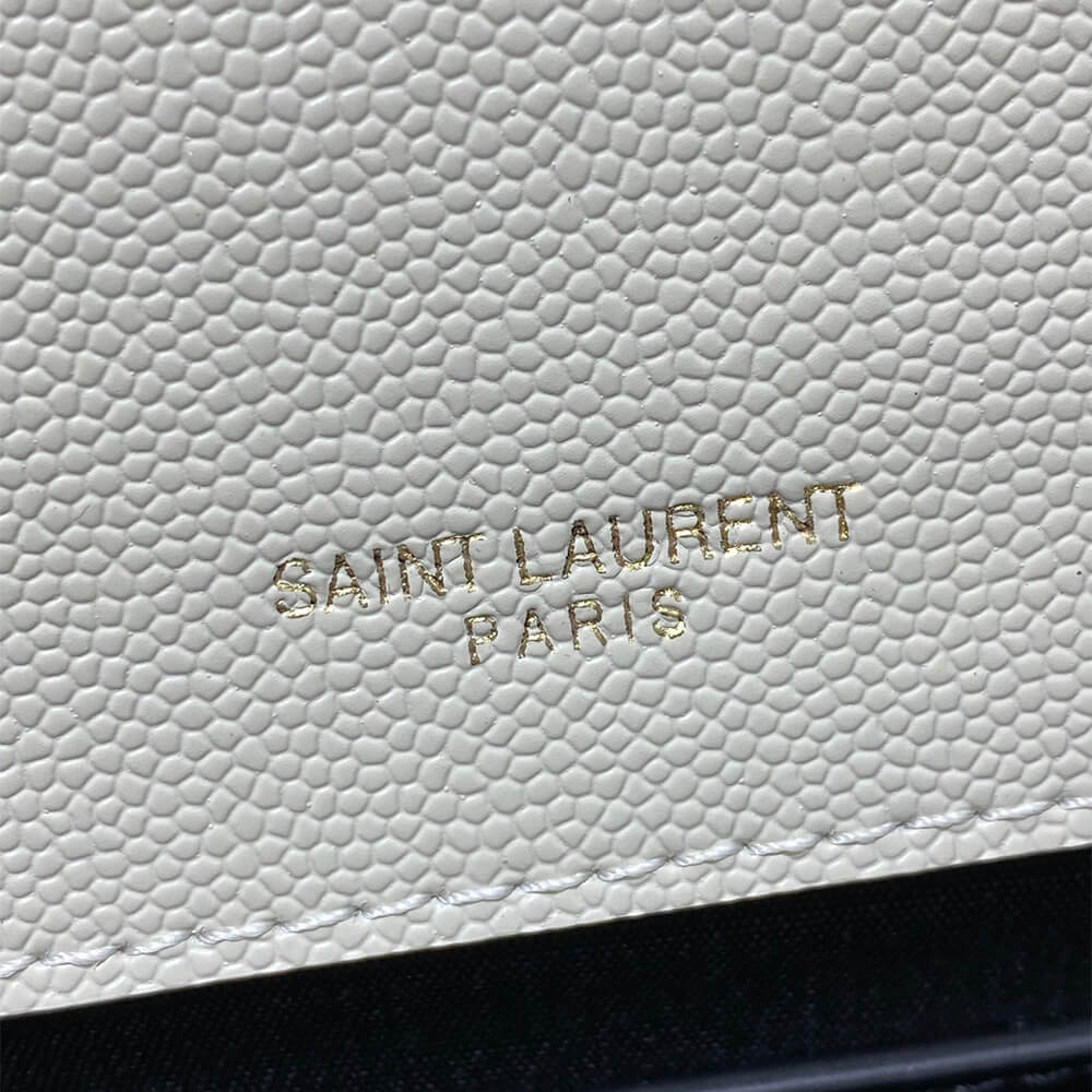 Y51 kate medium in grain de poudre embossed leather