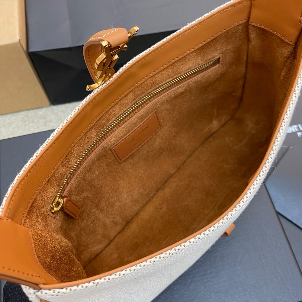 Y51 LE 5 A 7 HOBO BAG