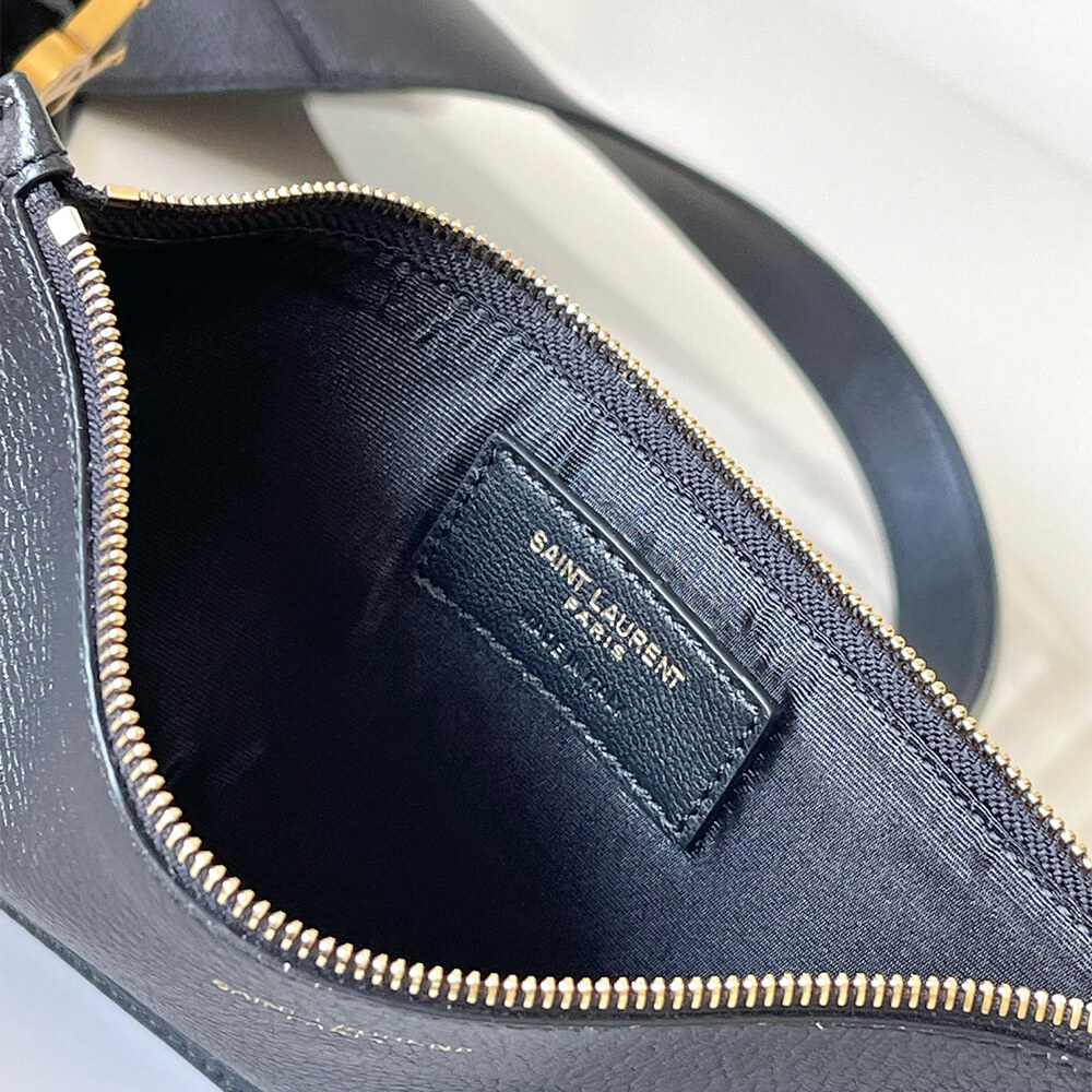 Y51 LE 5 A 7 hobo in grained leather(HIGH-END GRADE)