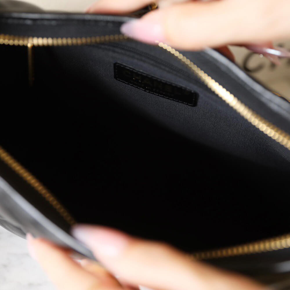 Ch**el HOBO BAG(HIGH-END GRADE)