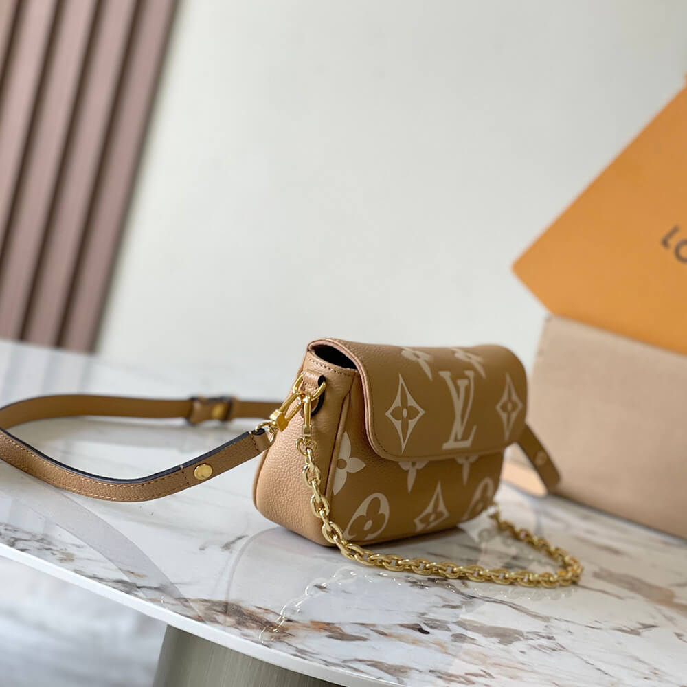 LV  Wallet On Chain Ivy