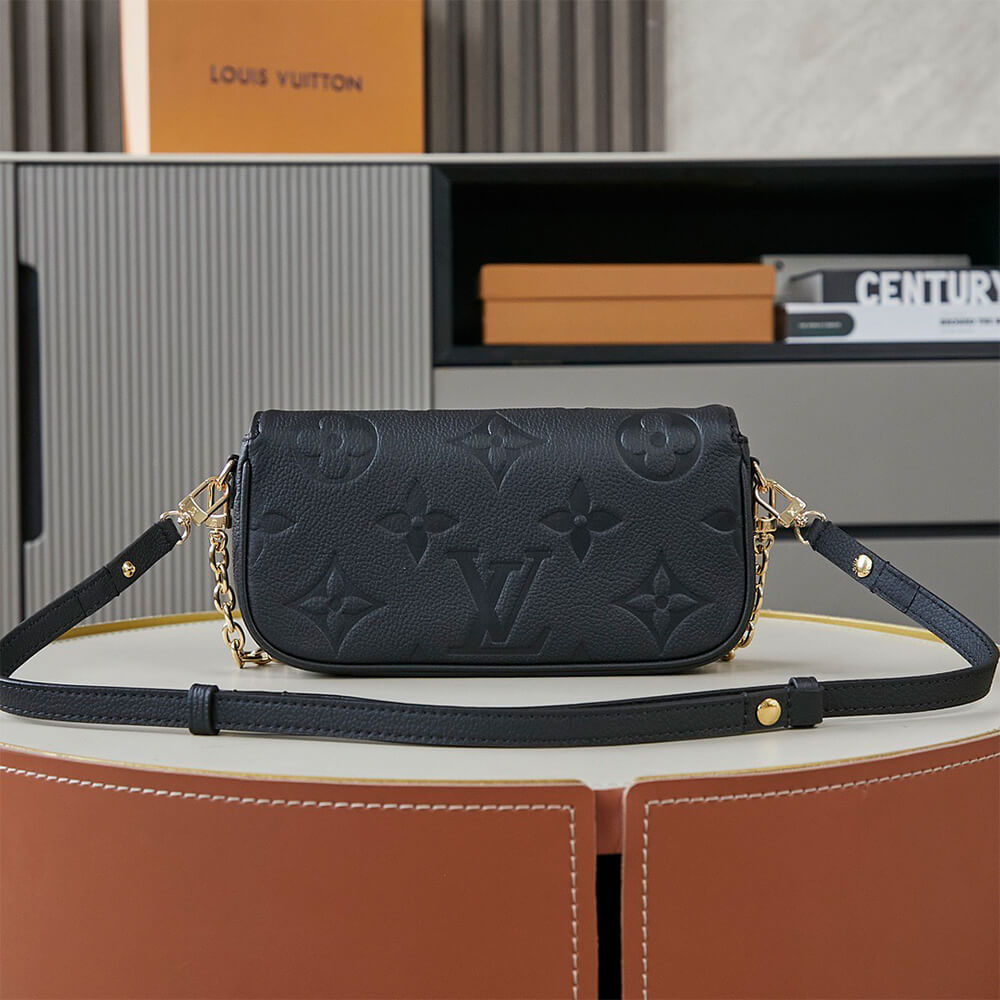 LV  Wallet On Chain Ivy