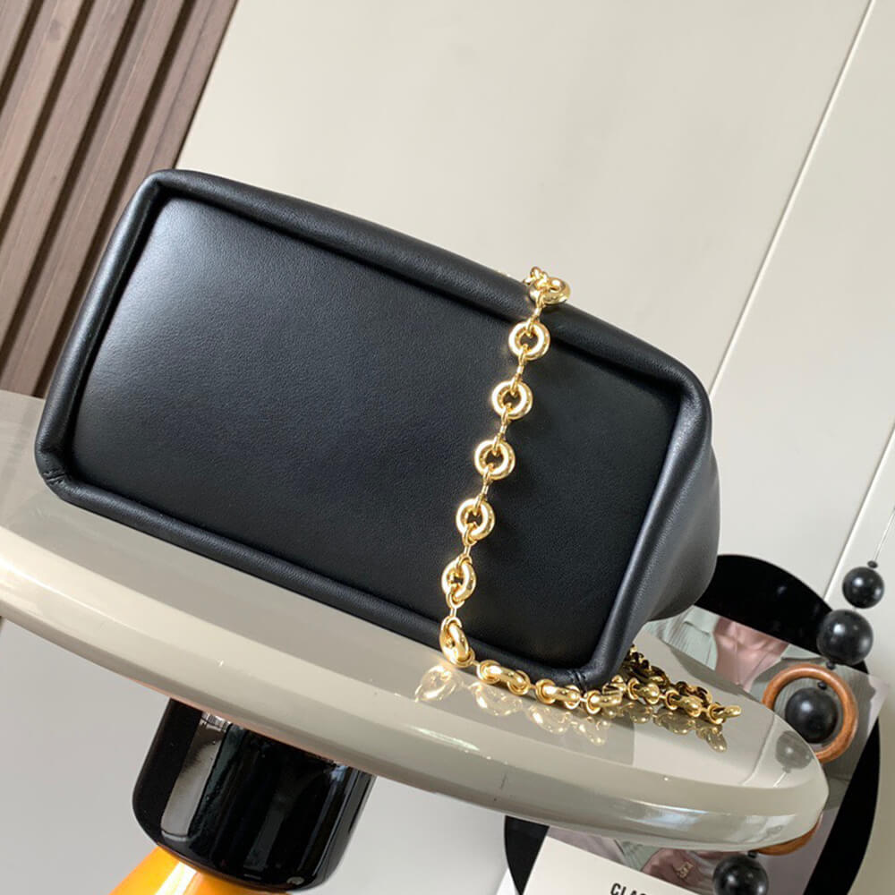L0ew* Small Squeeze bag in nappa lambskin