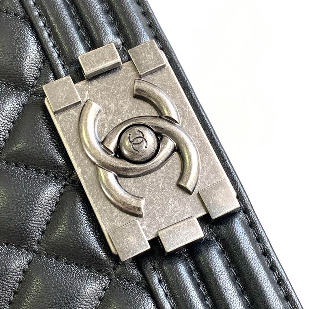SMALL BOY Ch**el HANDBAG