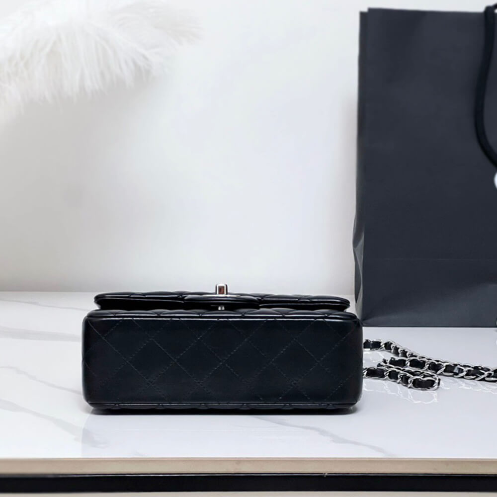 Ch**el MINI FLAP BAG(HIGH-END GRADE)