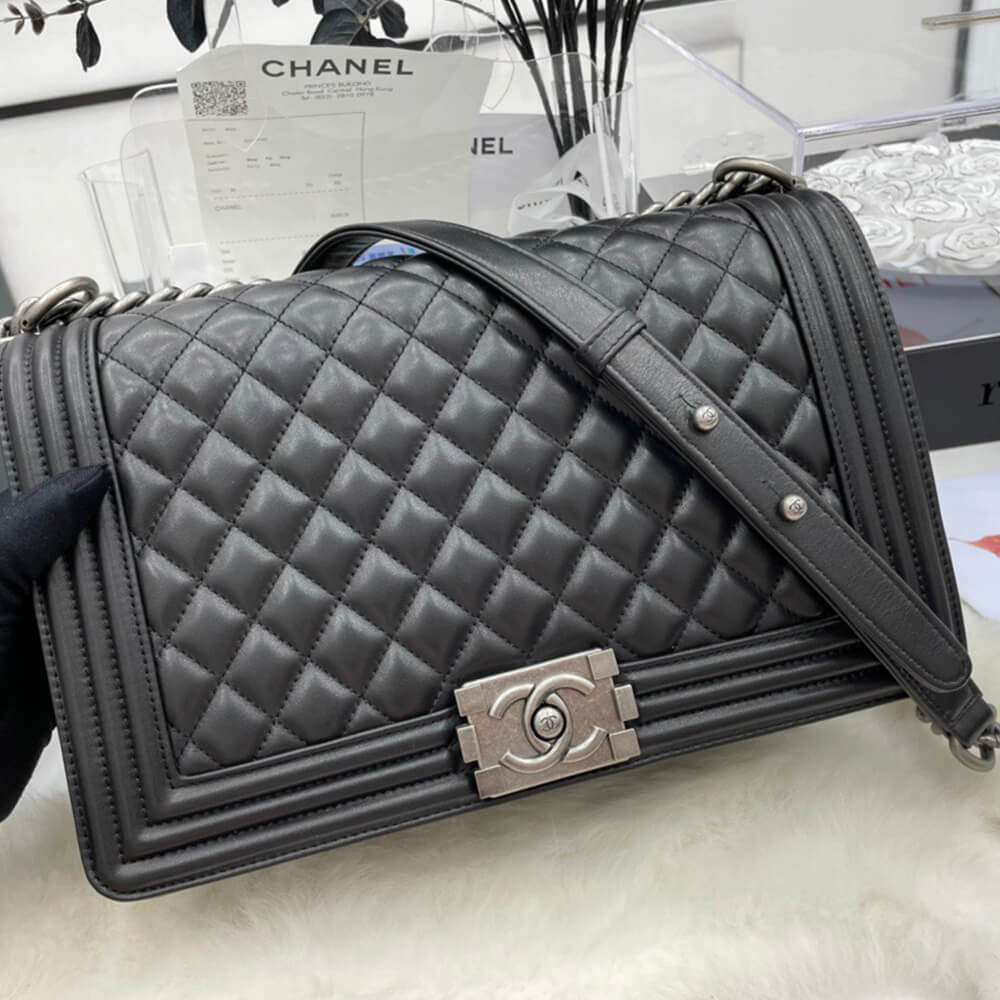 LARGE BOY Ch**el HANDBAG