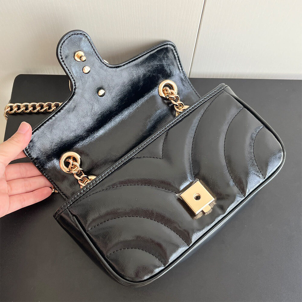 Gvc*1 GG Marmont small shoulder bag