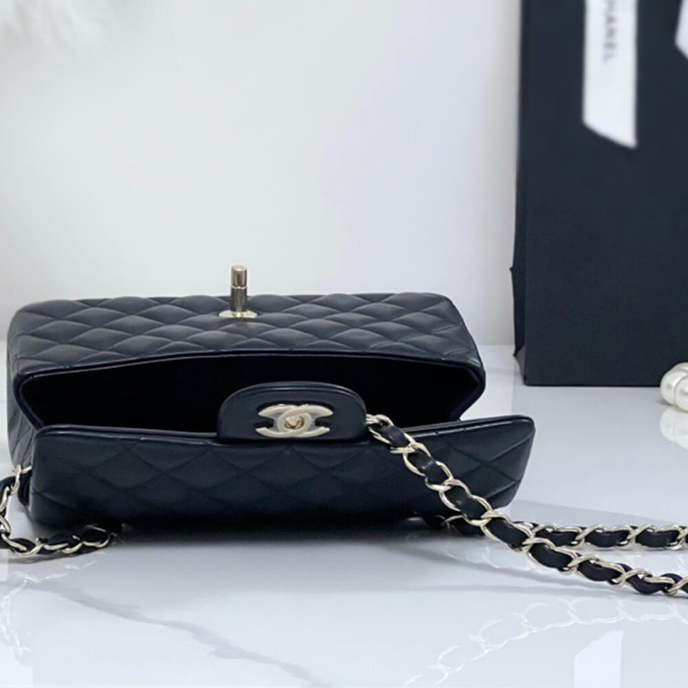 Ch**el MINI FLAP BAG(HIGH-END GRADE)