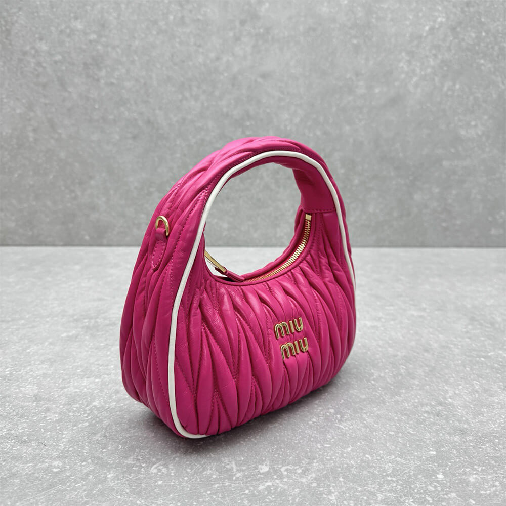 M1um1u Wander matelassé nappa leather bag(HIGH-END GRADE)
