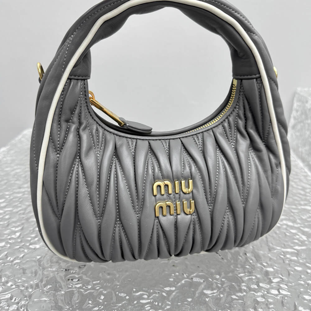 M1um1u Wander matelassé nappa leather bag(HIGH-END GRADE)
