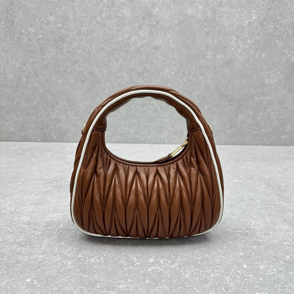 M1um1u Wander matelassé nappa leather bag(HIGH-END GRADE)